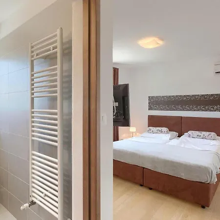 Eol Holiday home Sumber
