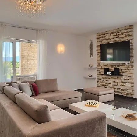 Eol Holiday home *